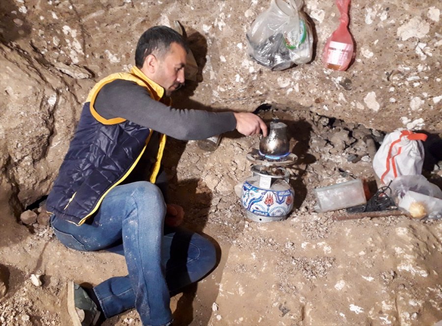 Lüle Taşı Peşinde Geçen Hayatlar