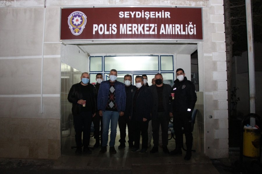 Seydişehir'de Güvenlik Güçleri Ve Sağlık Çalışanlarına Sıcak Çorba İkramı