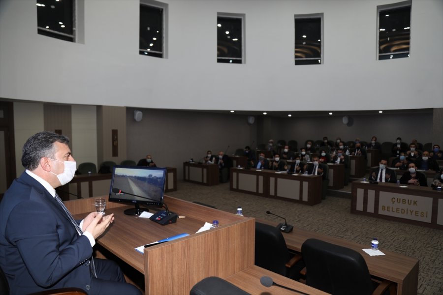 Çubuk Belediye Başkanı Demirbaş, Yeni Yılda Yapılacak Çalışmaları Anlattı