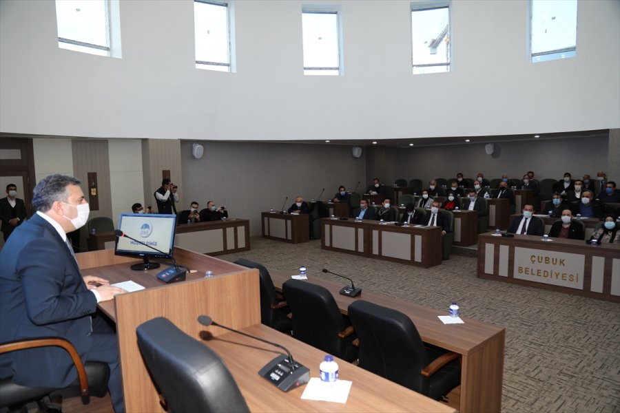 Çubuk Belediye Başkanı Demirbaş, Yeni Yılda Yapılacak Çalışmaları Anlattı