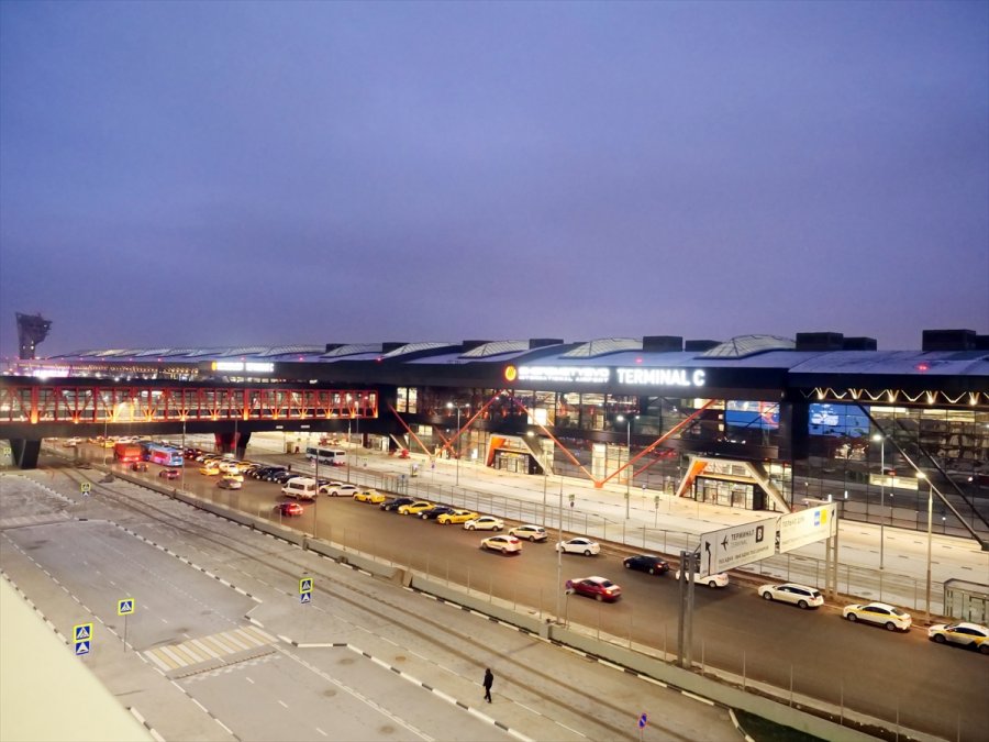 Rönesans, Rusya'nın En Büyük Havalimanı Sheremetyevo'nun Pistini Yeniledi