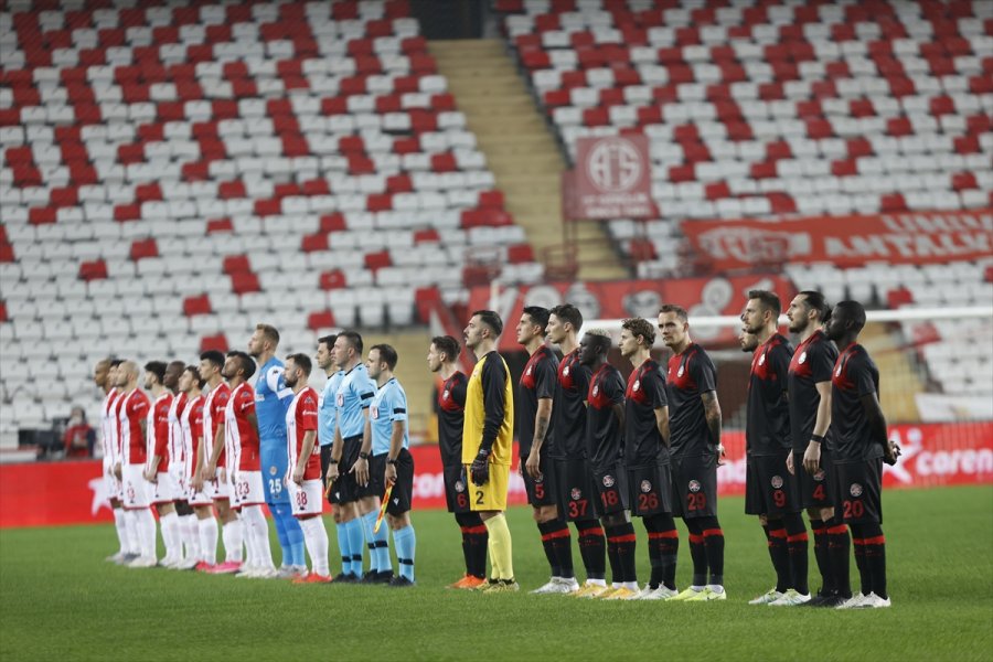 Antalya Ekibi 3 Golle 3 Puanı Aldı