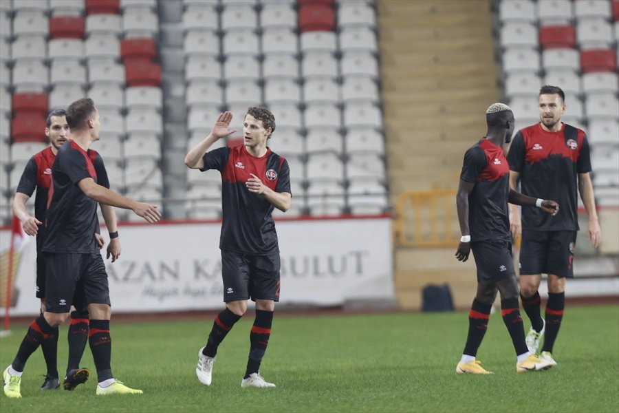Antalya Ekibi 3 Golle 3 Puanı Aldı