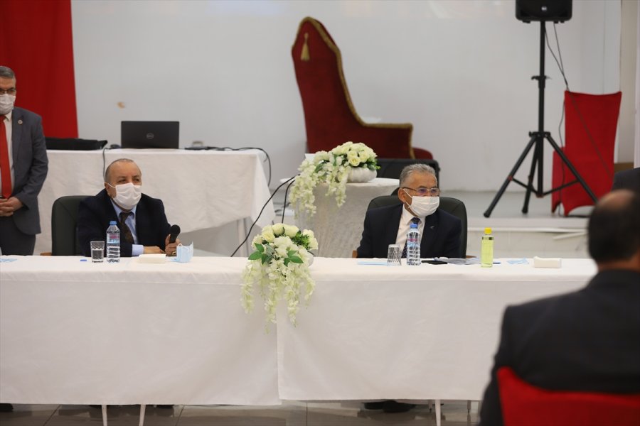 Başkan Büyükkılıç, Muhtarlar Toplantısına Katıldı