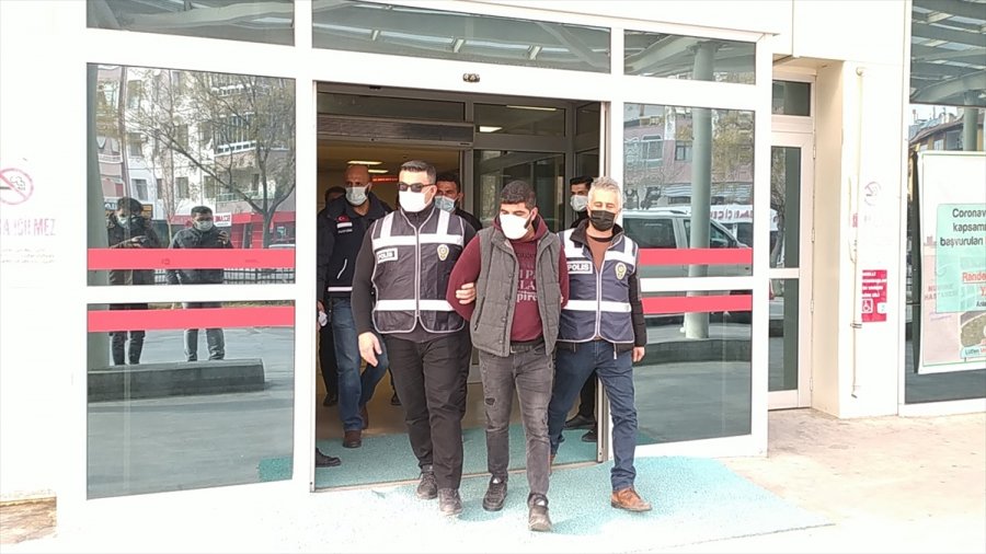 Konya'da 3 Kişinin Yaralandığı Silahlı Kavgaya Karışan 5 Zanlı Yakalandı