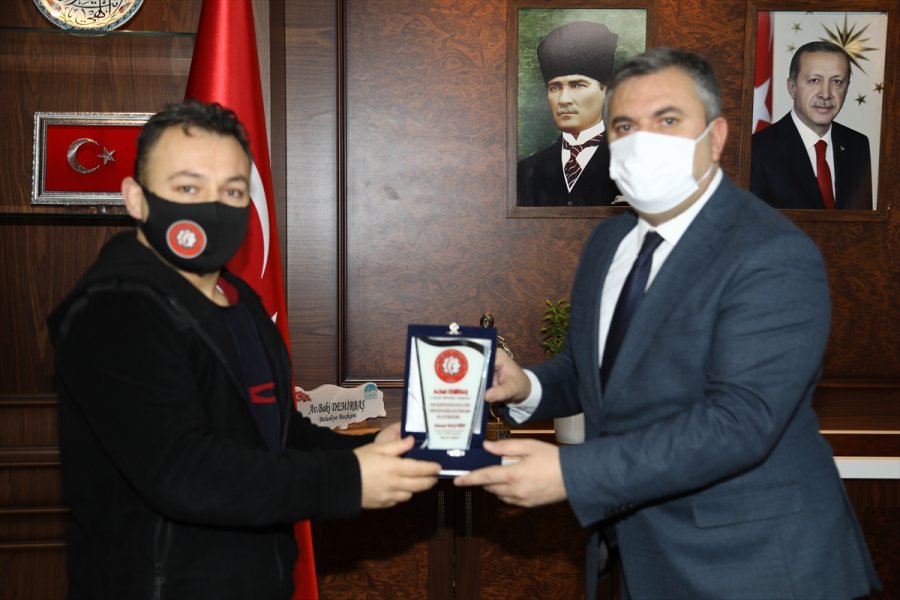 Sporculardan Başkan Demirbaş'a Teşekkür Ziyareti