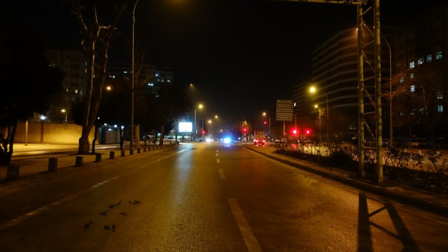 Konya, Karaman, Aksaray Ve Afyonkarahisar'da Sokağa Çıkma Kısıtlaması Sessizliği