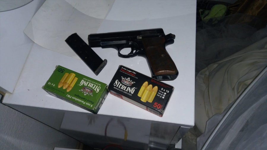 Elleri Ve Ayakları Bağlı Kadını Darbedip, Bileziklerini Gasbettiği Öne Sürülen 3 Şüpheli Yakalandı