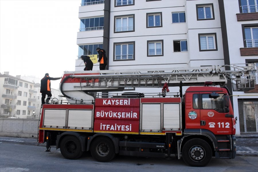 Kayseri'de Kocası Tarafından Darbedilip Evin Odasına Kilitlenen Kadın Kurtarıldı