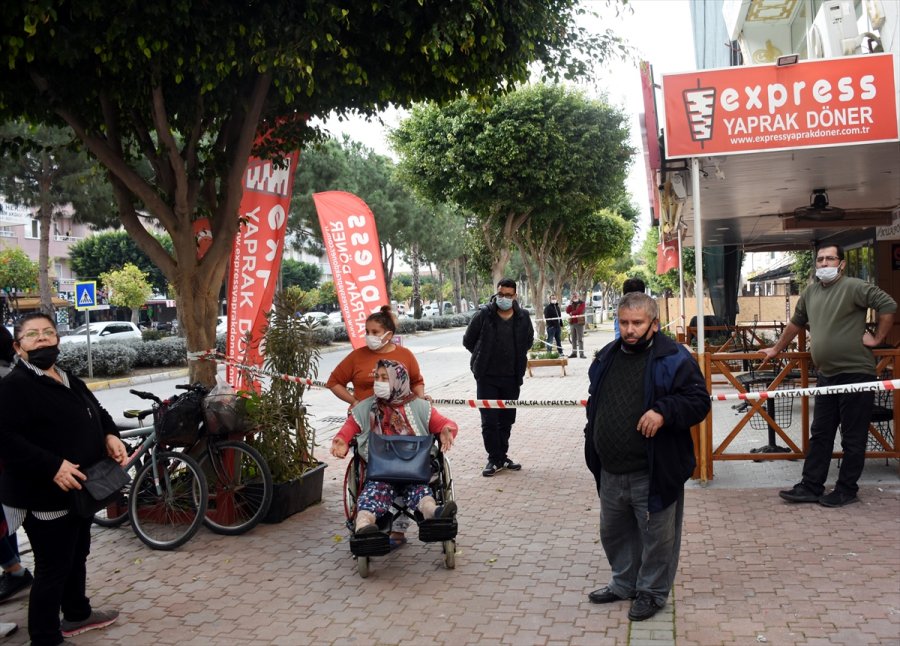 Alanya'da Yıkılma Riski Bulunan 5 Katlı Bina Boşaltıldı