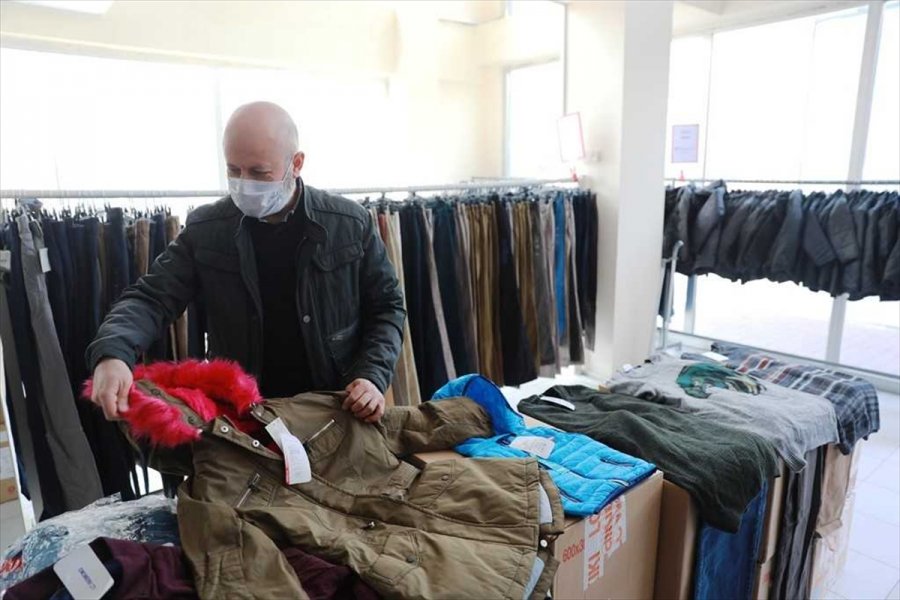 Kocasinan Belediyesi 4 Bin Aileye Kışlık Kıyafet Yardımında Bulunacak