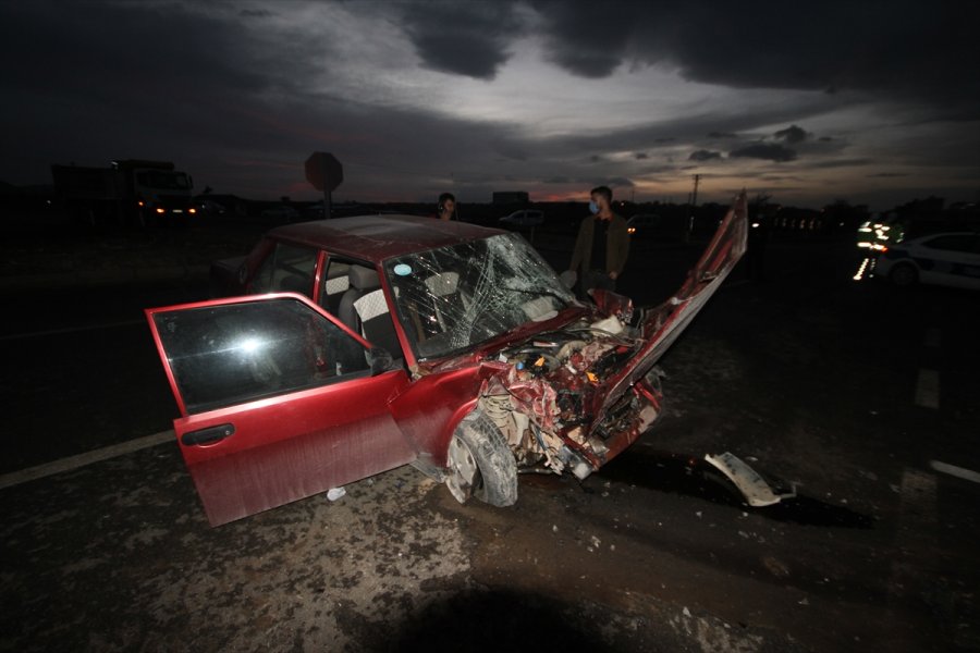 Konya'da Trafik Kazası: 2 Yaralı