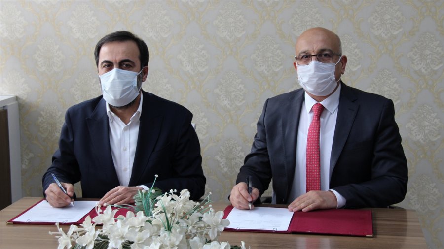 Konya Ticaret Odası'ndan Öğrencilere Tablet Desteği