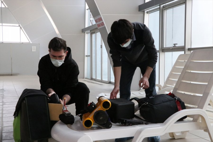 Üniversite Öğrencisi Niğde Teknopark'ta Mini 