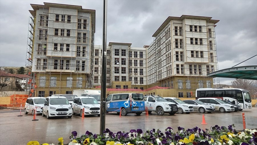 Beypazarı Belediyesi'nin Yeni Hizmet Binası Tamamlanmak Üzere