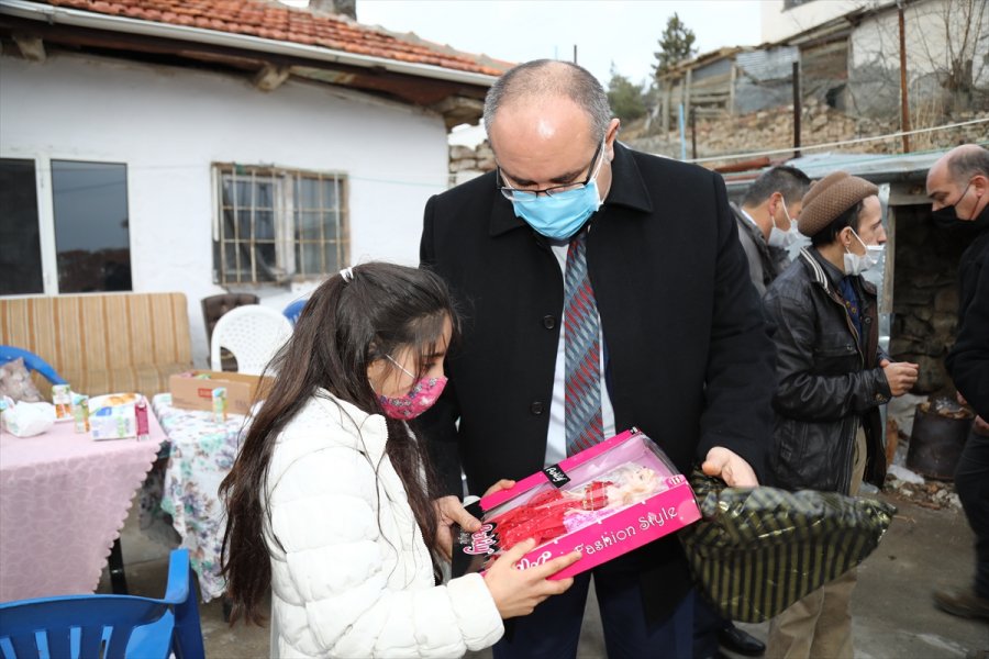 Çubuk Kaymakamı Keleş Ve Belediye Başkanı Demirbaş'tan Mahalle Ziyaretleri