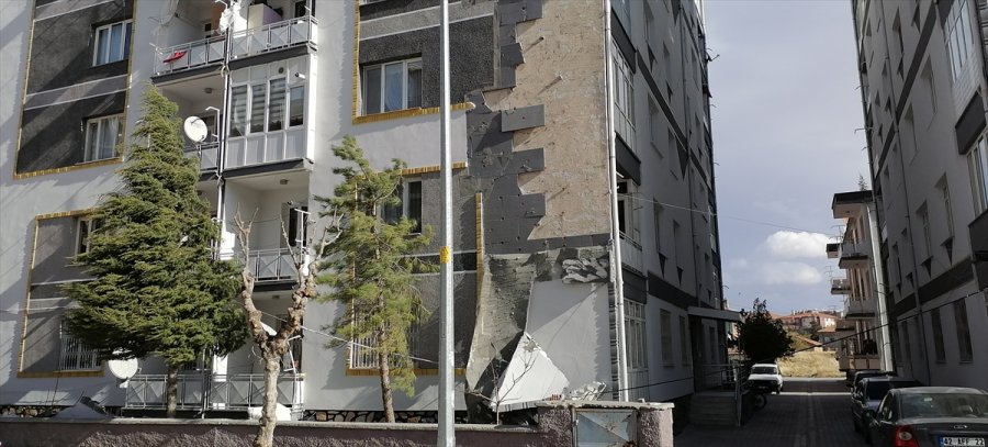 Ereğli'de Etkili Olan Fırtına, Hasara Neden Oldu