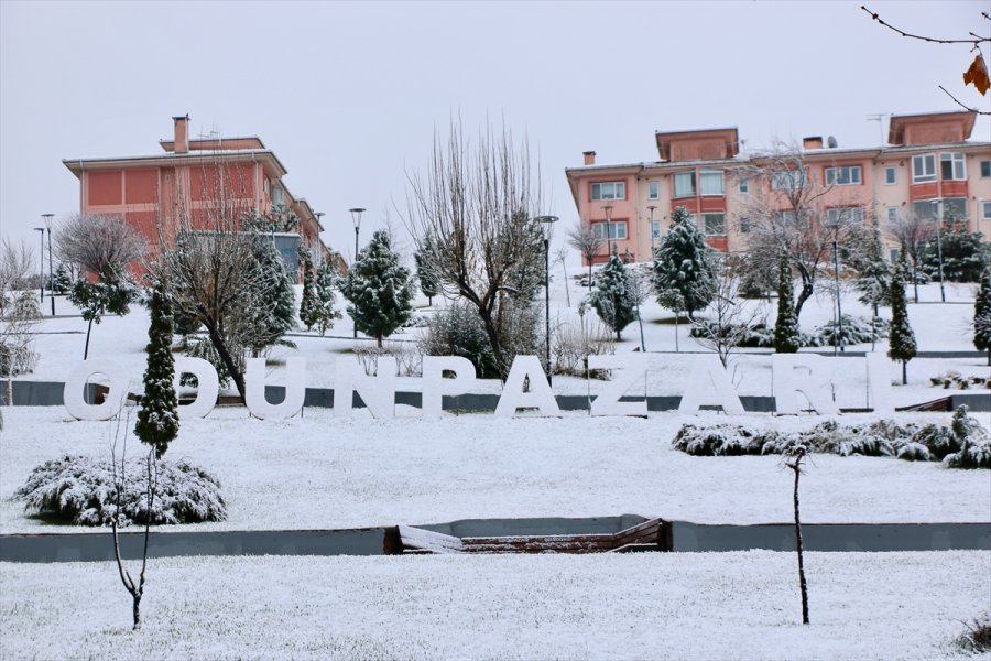 Eskişehir, Kütahya Ve Balıkesir'de Yılın İlk Kar Yağışı