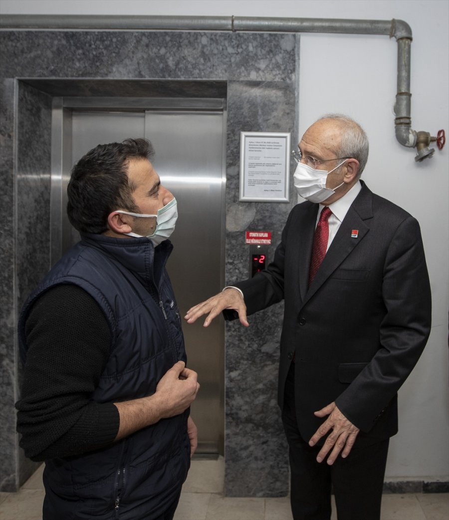 Kılıçdaroğlu Ve Eşinden Ev Ziyareti