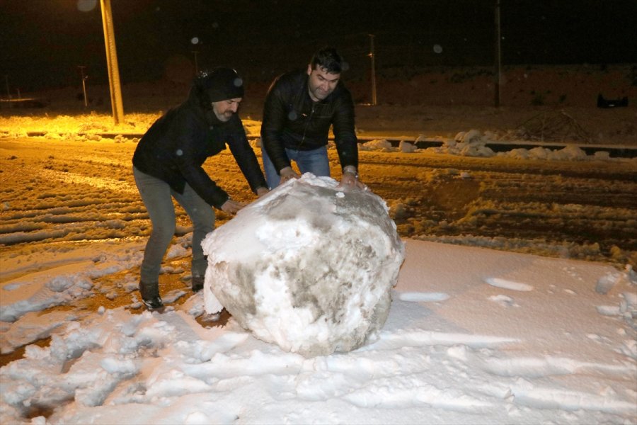 Kayseri Ve Yozgat'ta Kar Yağışı Etkili Oldu