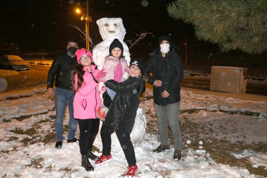 Kayseri Ve Yozgat'ta Kar Yağışı Etkili Oldu