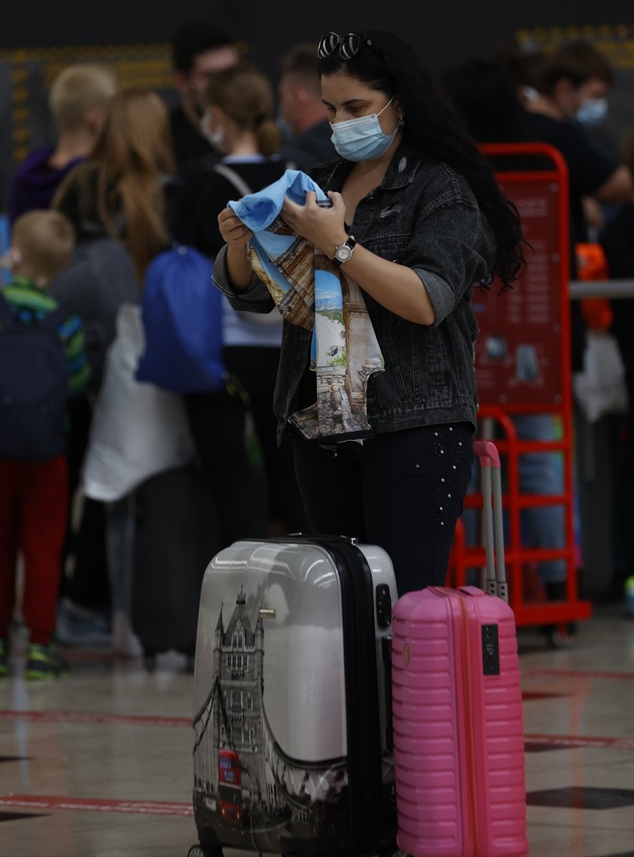 Antalya Havalimanı 140 Rotadan 10 Milyon Yolcuyu Ağırladı