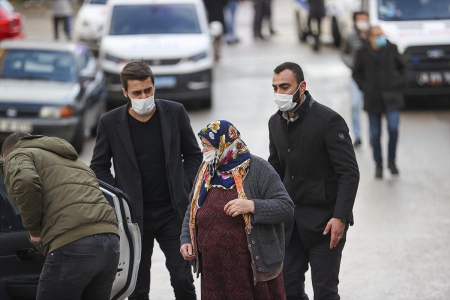Başkentte Eşi Tarafından Bıçaklanan Kişi Hayatını Kaybetti