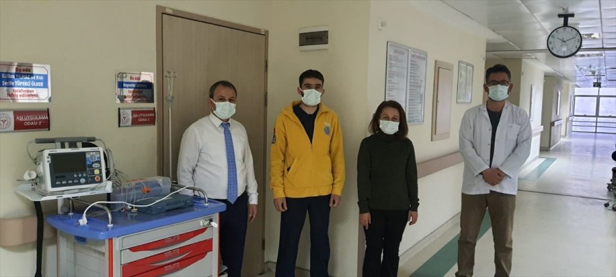 Kovid-19 Aşısı Sağlık Çalışanlarına Yapılmaya Başlandı