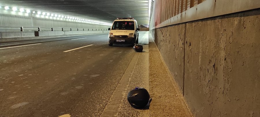 Ankara'da Motosiklet Kazası: 2 Yaralı