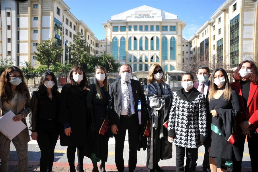 Antalya'da Kendisini Darbeden Eşini Öldürdüğü İddia Edilen Kadının Tutukluluğuna İtiraz Edildi