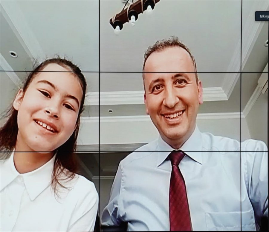 Milli Eğitim Bakanı Selçuk, Din Kültürü Ve Ahlak Bilgisi Öğretmenleriyle Görüştü