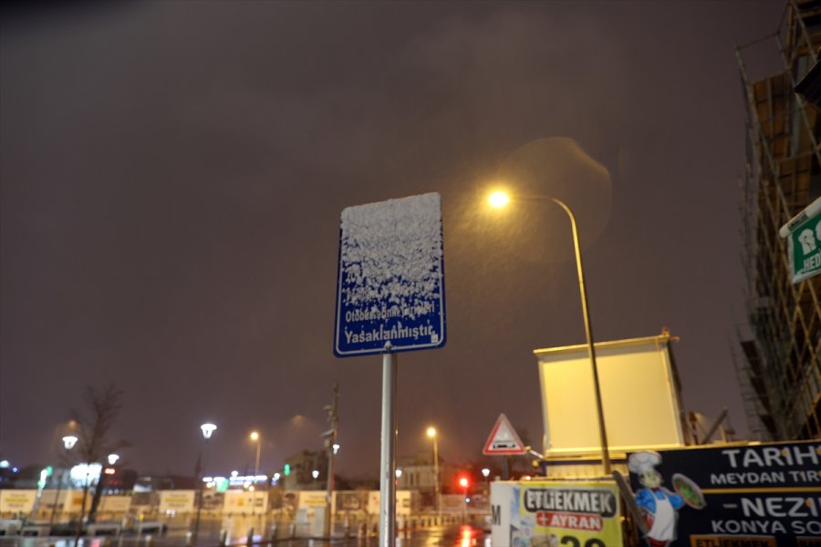 Konya'da Kar Ve Tipi Etkili Oluyor