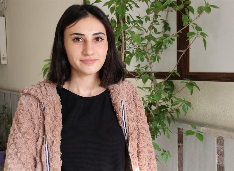 Hastalığı Nedeniyle Bir Kolunu Kaybeden Eski Milli Sporcu Hayata Sıkıca Tutunuyor