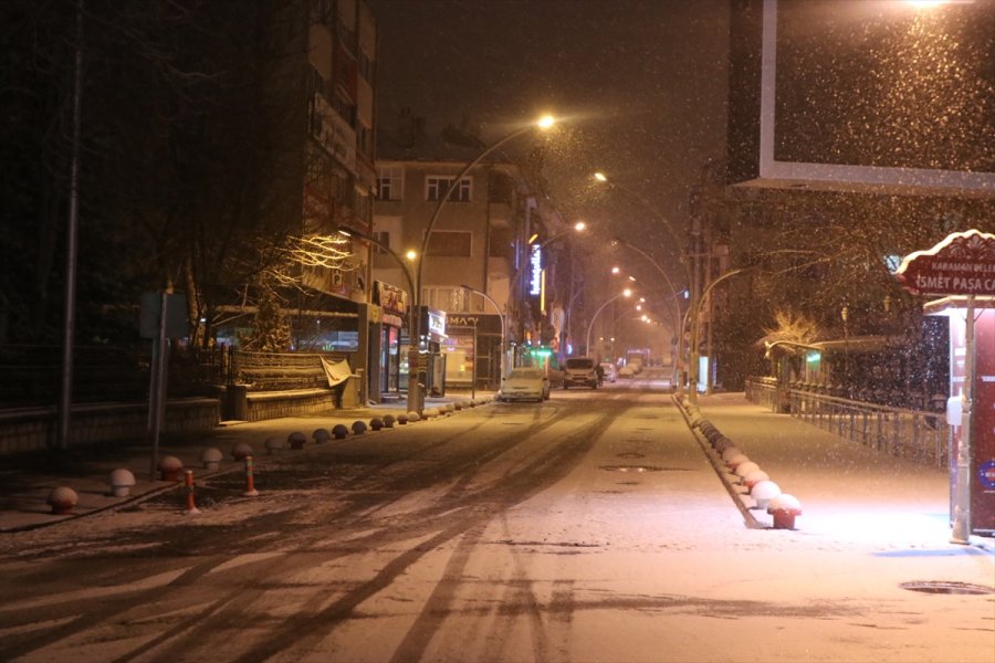 Karaman Kar Yağışı İle Beyaza Büründü