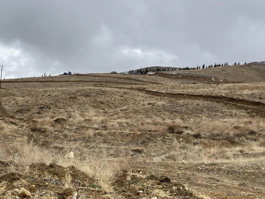 Niğde'de Hayvan Otlatma Kavgasında Baba Öldü, Oğlu Yaralandı