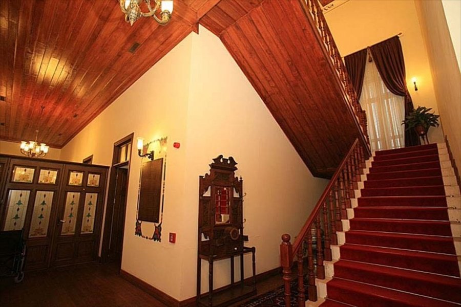 Asırlık Antalya Hükümet Konağı Geçmişe Işık Tutuyor