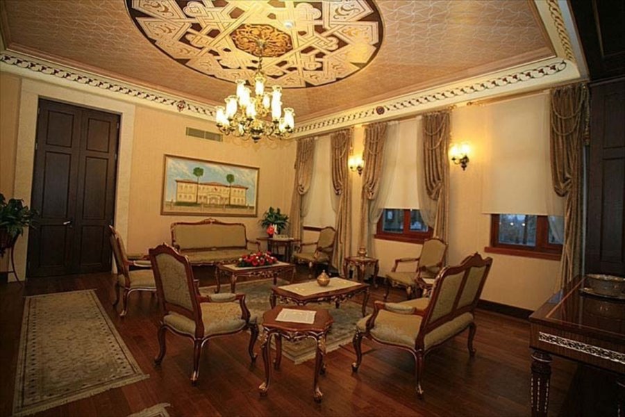 Asırlık Antalya Hükümet Konağı Geçmişe Işık Tutuyor