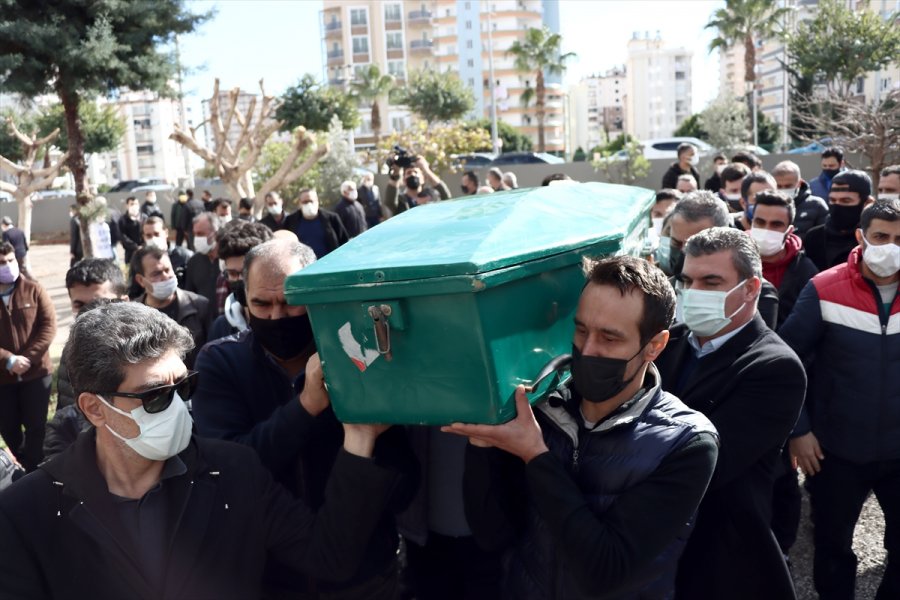 Milli Takımı Antrenörü Çömlekçi Son Yolculuğuna Uğurlandı