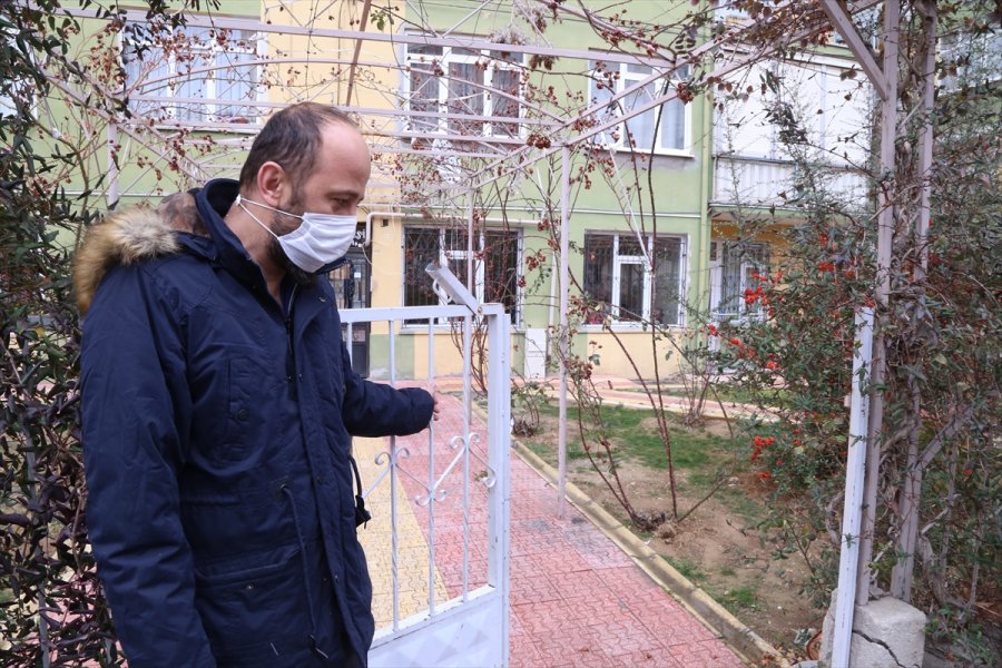 Konya'da Bahçe Kapısı Çalınan Sitenin Sakinleri Şaşkınlıkla Tedirginliği Bir Arada Yaşıyor