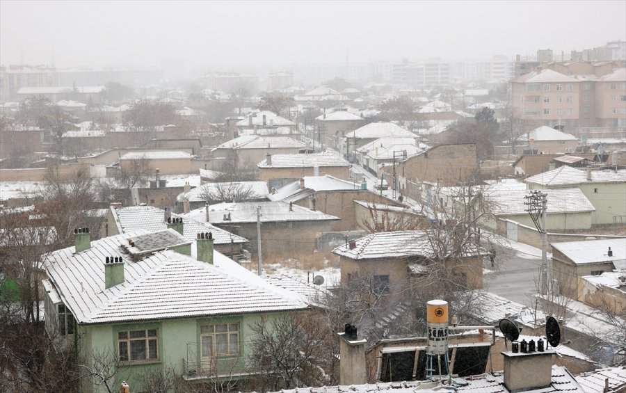 Konya'da Kar Ve Tipi Etkili Oluyor