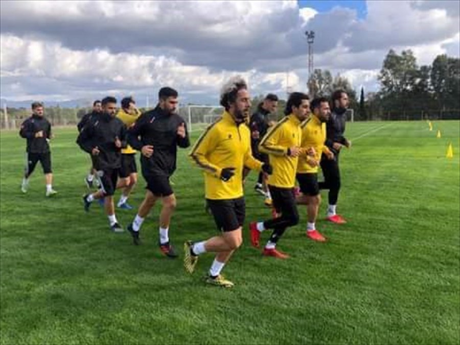 Tarsus İdman Yurdu Antalya'da Kampa Girdi