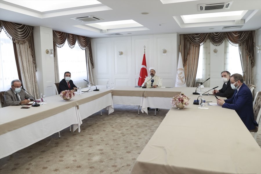 Diyanet İşleri Başkanı Erbaş, 39. İl Müftüleri İstişare Toplantısı'nda Konuştu: