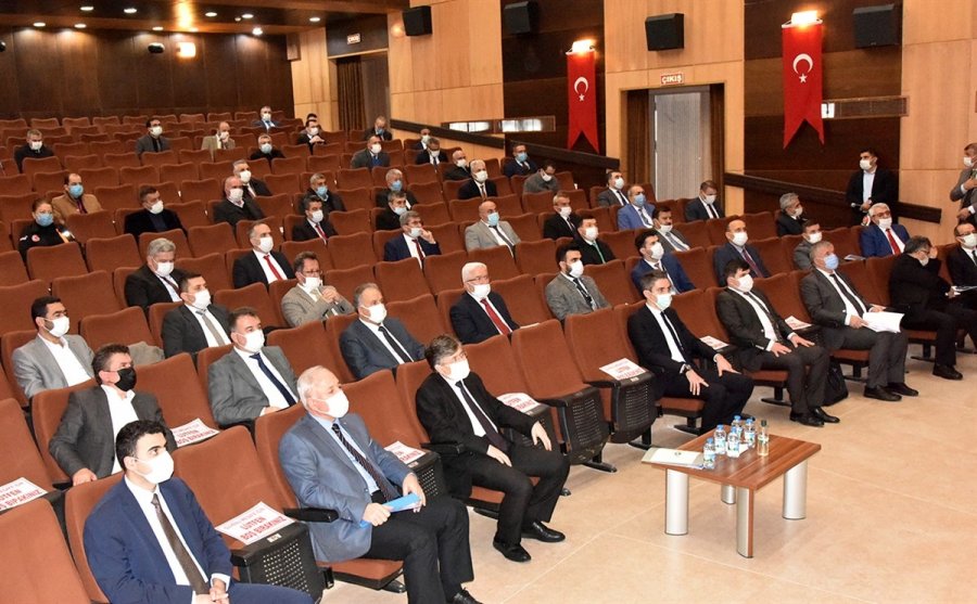 Karaman'da 2020 Yılı Yatırımlarının Değerlendirildiği Koordinasyon Kurulu Toplantısı Yapıldı