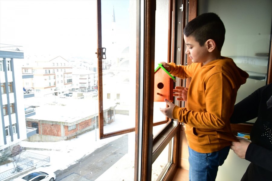 Mamak Belediyesi Kuş Yuvası İsteyen Çocuğun Dileğini Yerine Getirdi