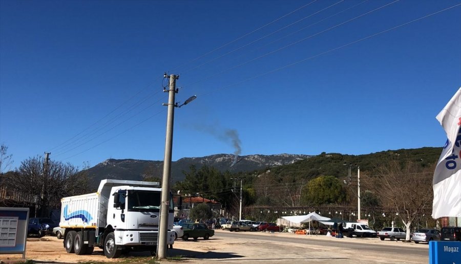 Antalya'da Makilik Alanda Yangın