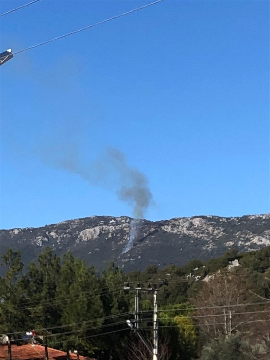 Antalya'da Makilik Alanda Yangın