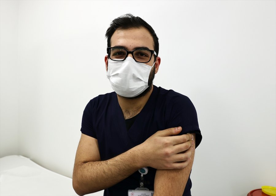 Kovid-19 Aşısı Yaptıranların Sayısı Bir Milyona Yaklaştı