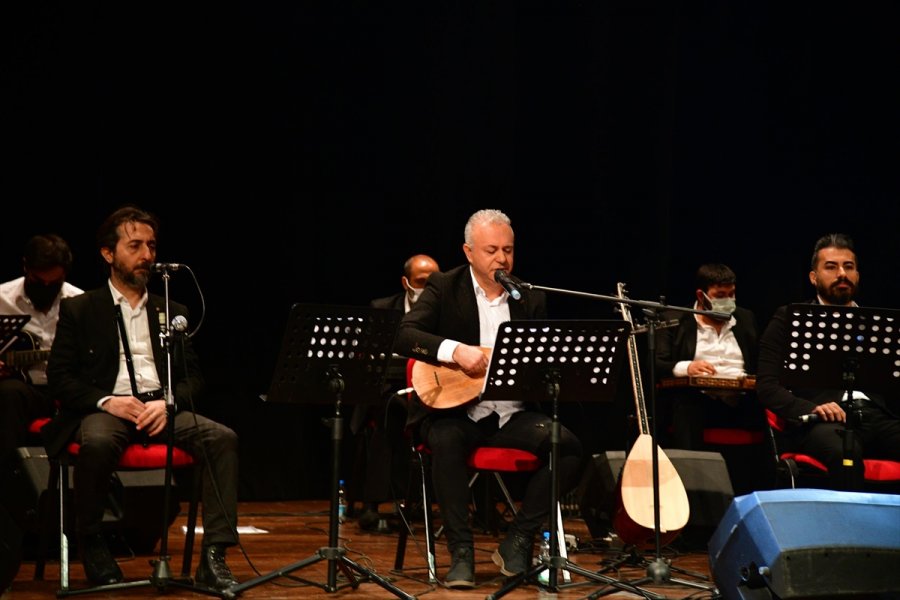 Mamak Belediyesi’nden Sanatçılara Destek