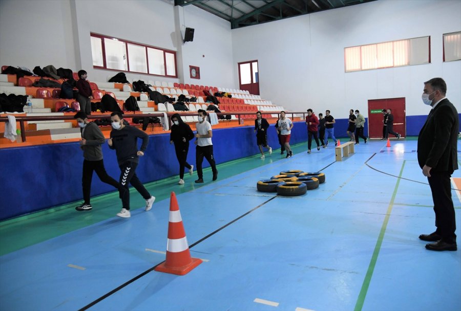 Pursaklar Belediyesi’nden Polis Adaylarına Destek