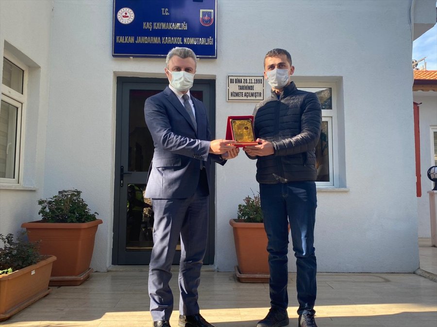 Kaş'ta Örnek Sürücüler Ödüllendirildi